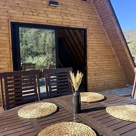 بيت للعطل Cozy Mountain Hideaway For Slow Mornings And Valley Views In Limassol, Cyprus Arakapas