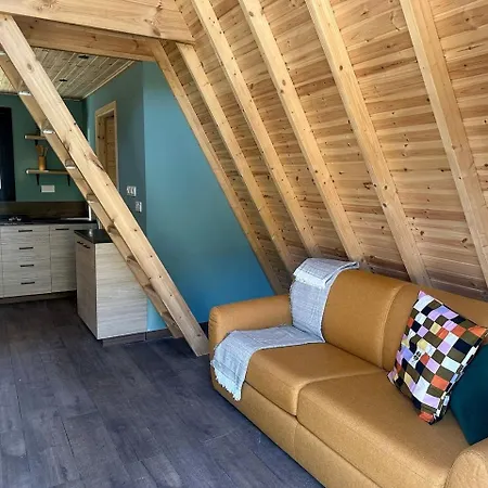 Cozy Mountain Hideaway For Slow Mornings And Valley Views In Limassol, Cyprus Arakapas